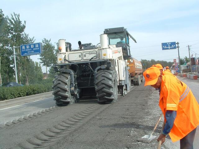 高速公路施工实景